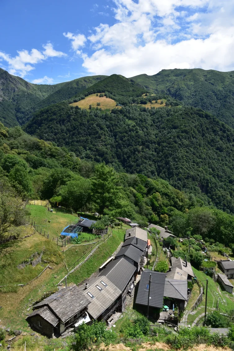Sentiero 145 - Biegno-S.Anna (CH)